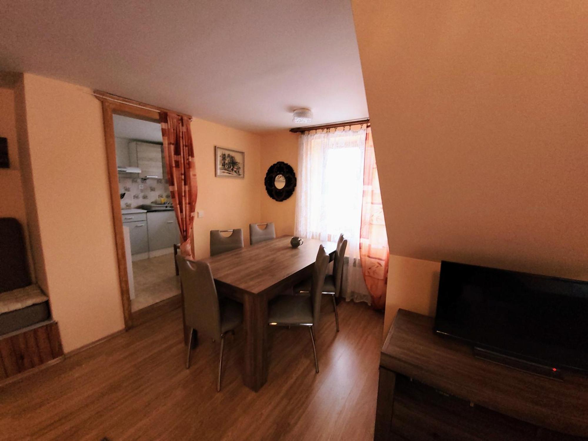 Apartman V Podzamci Рихнов-над-Кнежноу Экстерьер фото